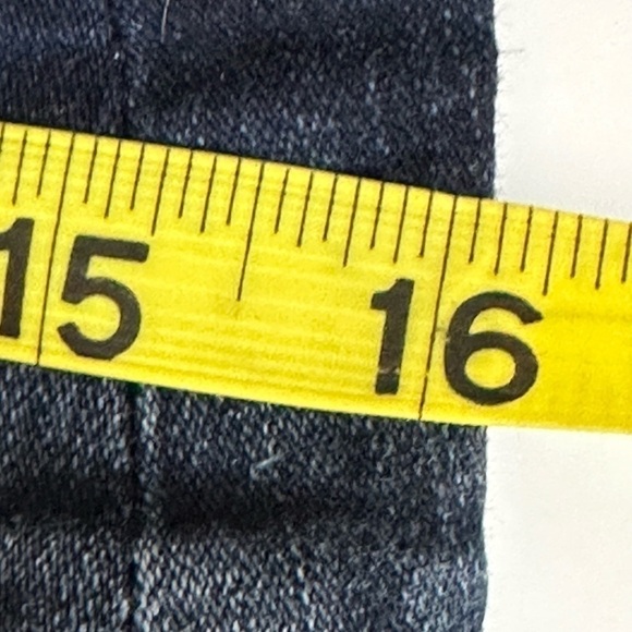 Christopher & Banks sz 8 jeans signature slimming lighter than photos - Picture 4 of 13